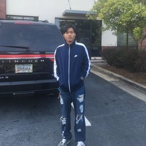 Meet your Posher, Kitt